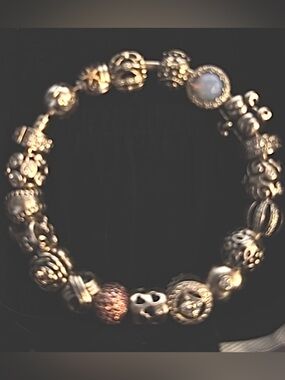 Pandora bangle style sterling silver Charm Bracelet with 19 charms
